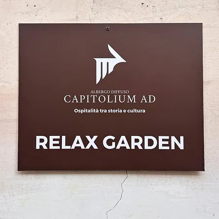 Capitolium Ad 住宿加早餐酒店 *